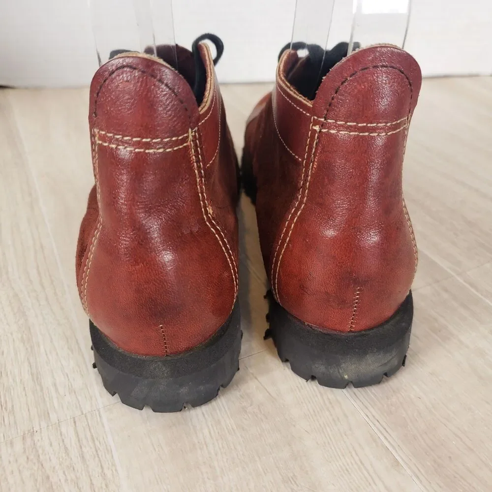 Vtg Women's Wolverine Leather Suede Red Ankle Boots Size 6